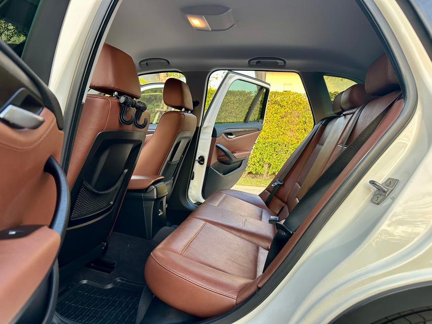 bmw X1 X-Line Lci Top ปี 2014 (พวงมาลัยเบา) 2000.cc👉สภาพป้ายแดง 9