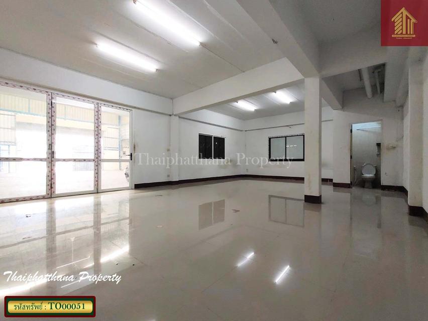 โกดัง พื้นที่สีม่วง พร้อมใช้ ซอยไทยประกัน ถนนเทพารักษ์ 9