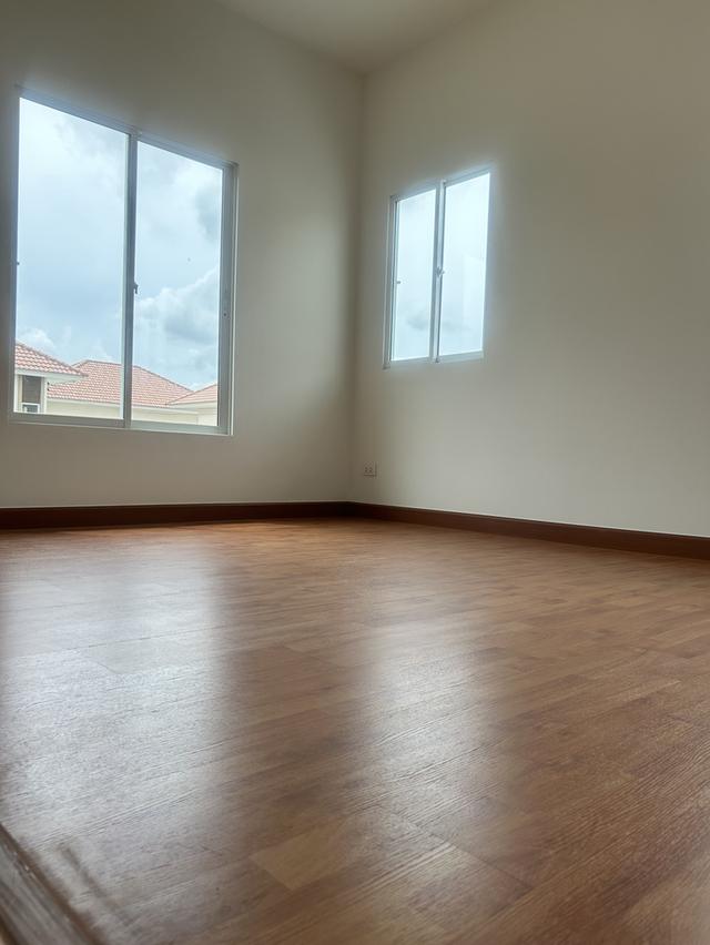 บ้านเดี่ยว ใหม่ 58 วา แปลงมุม จัดสวนให้ ปั้มแทงค์แอร์ ติดให้ ใกล้เมกะ-สวนหลวง ร.9 ติดต่อ เล็ก 0852246165 10