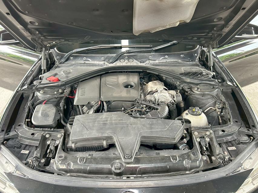 BMW 316i F30 Sedan AT ปี 2014 11