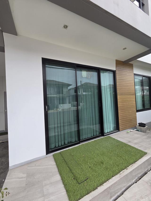 ขายบ้านเดี่ยว หมู่บ้านเดอะพราวไรส์ พันท้ายนรสิงห์-พระราม 2 (ถนน Main หลักของโครงการ) 3