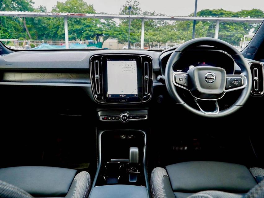รหัสรถ PR2255 + Volvo XC40 Recharge Pure Electric Twin Motor รุ่น Top Fulloption 15