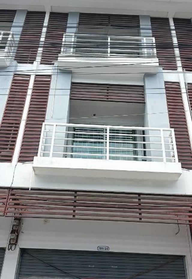 อาคารพาณิชย์ 3 ชั้น 6