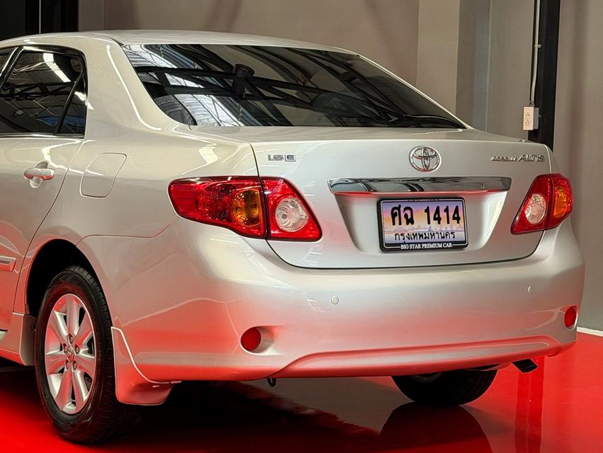 2010 TOYOTA COROLLA ALTIS 1.6 E รถมือเดียวออกป้ายแดง รถวิ่งน้อย เข้าศูนย์ทุกระยะ รถไม่เคยมีอุบัติเหตุครับ รูปที่ 9