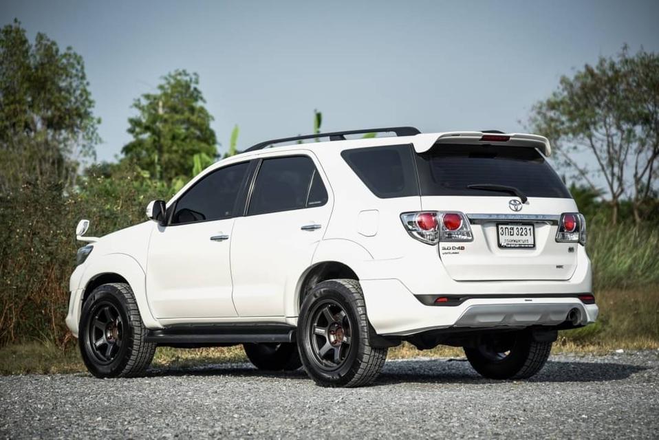 Toyota Fortuner 3.0V VNTurbo 2WD AT 2015 รหัส CBL3231 3