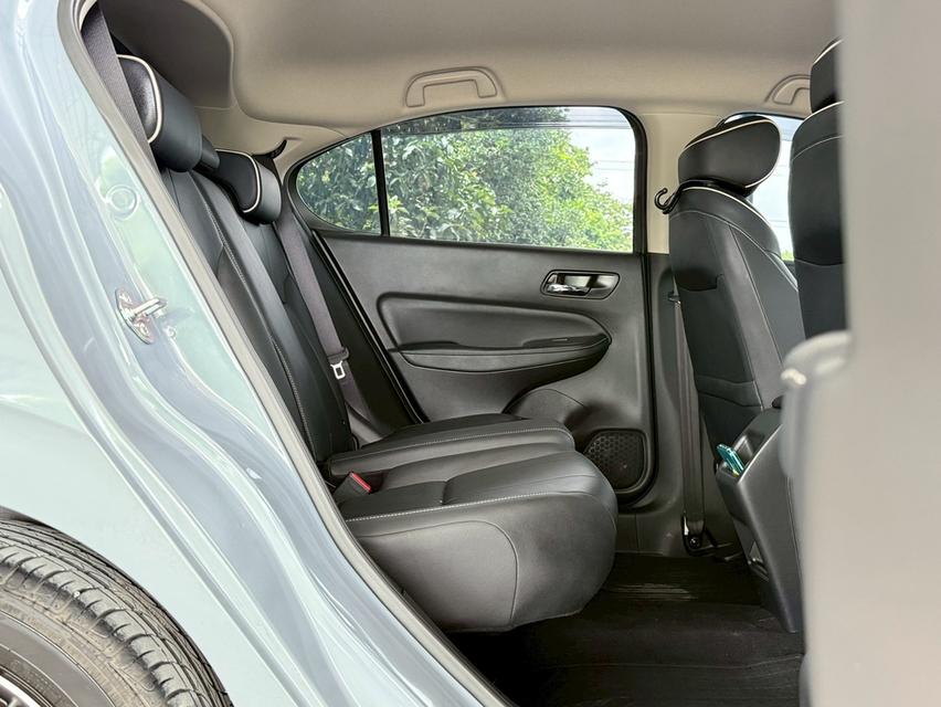 รหัสรถ 12AT3287 HONDA CITY TURBO 1.0 SV Hatchblack | ปี : 2023 9