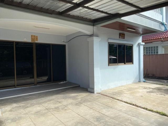 ขายบ้านเดี่ยว 2 ชั้น 57 ตร.ว. หมู่บ้านสัมมากร รามคำแหง 112 ใกล้ MRT สัมมากร 2