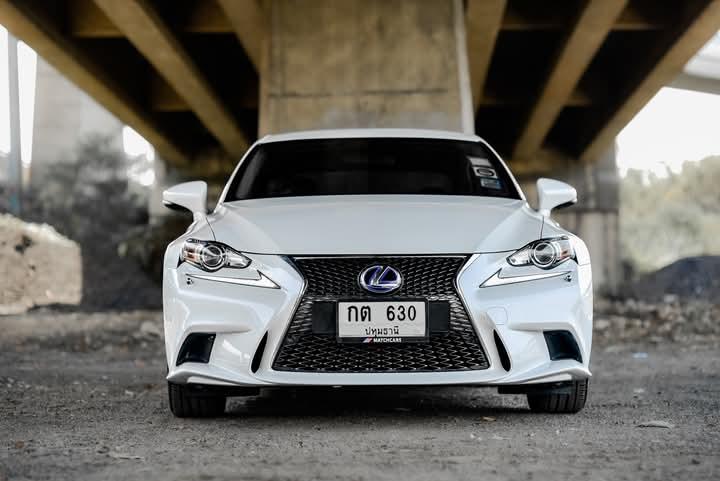 Lexus IS 460 ปล่อยขายด่วน 2