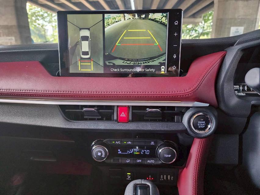 TOYOTA YARIS ATIV 1.2 PREMIUM LUXURY AT ปี 2024 รถสวยมือเดียว ไมล์น้อย 14