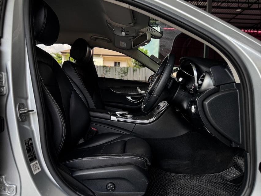 รหัสรถ WRT3214 2017 BENZ C-CLASS, C350e AVANTGARDE  16
