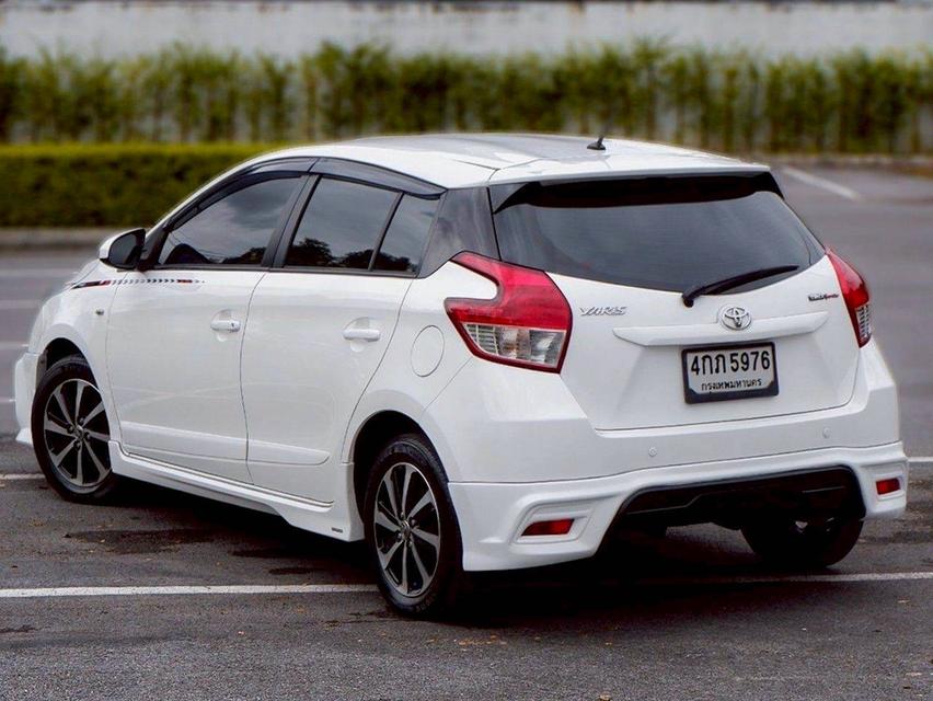 รหัสรถ QT5976 Toyota Yaris 1.2 TRD เกียร์ออโต้ สีขาว ปี 2015 18