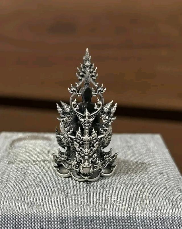 พระพุทธเงิน อ.เฉลิมชัย