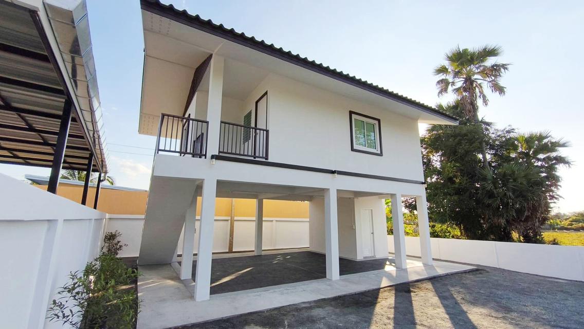 ขายบ้านพร้อมที่ดิน 38.9 ตร.ว. บ้านสวย วิวทุ่งนา บริการยื่นสินเชื่อให้ฟรี 3