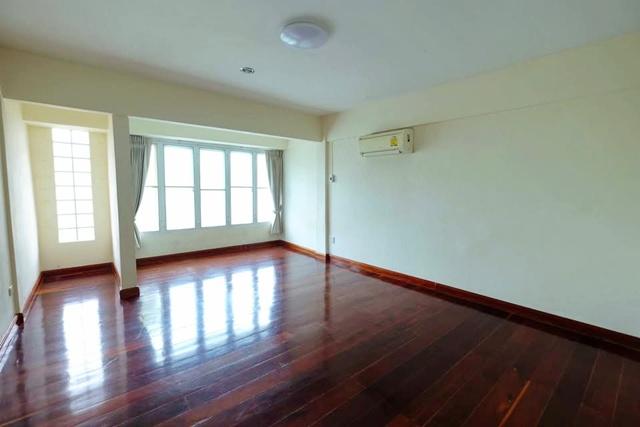 พัฒนาการ70-76 MRTคลองกลันตัน 1.3กม. ARL หัวหมาก 1.6กม. ให้เช่าบ้านเดี่ยว 2 ชั้นทำเลสงบ พื้นที่สวนกว้าง 100 ตร.วา.300 ตร. 4