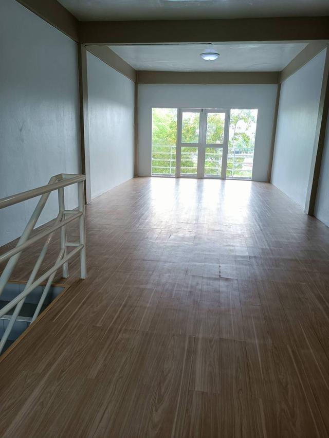 ขาย อาคารพาณิชย์ 3ชั้นครึ่ง หมู่บ้านสุภาพงศ์ 2 ใกล้7-11 ติดถนนใหญ่ (ลำลูกกา คลอง 7) 8