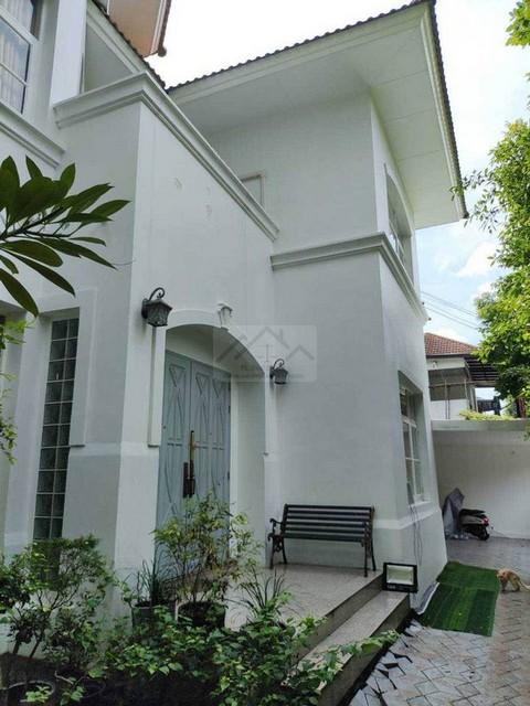 ขายบ้านเดี่ยวหรู 2 ชั้น 121 ตรว หมู่บ้านลลิล กรีนวิลล์ พระราม 9 – อ่อนนุช – สุวรรณภูมิ หลังพิเศษ ใหญ่ที่สุด ติดสโมสร ติด 3