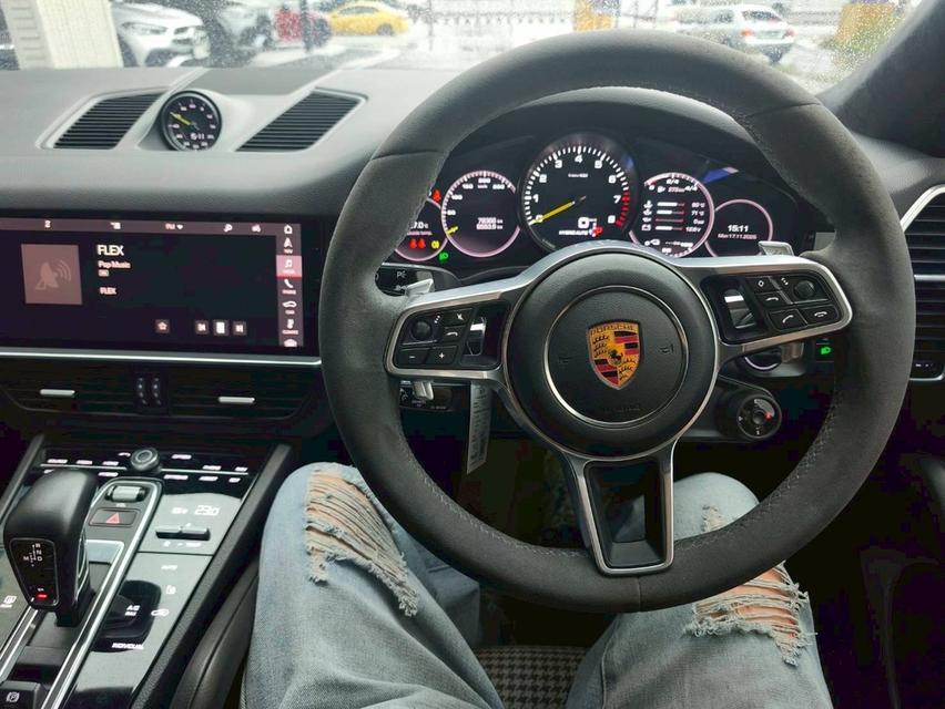 รหัสรถ KPV39 2024 PORSCHE CAYENNE Lightweight Sports Package COUPE E - HYBRID 7