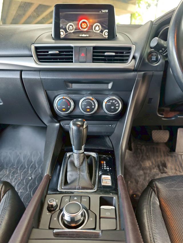 ขายด่วน! Mazda 3 2.0 C Sport AT ปี 2017 12