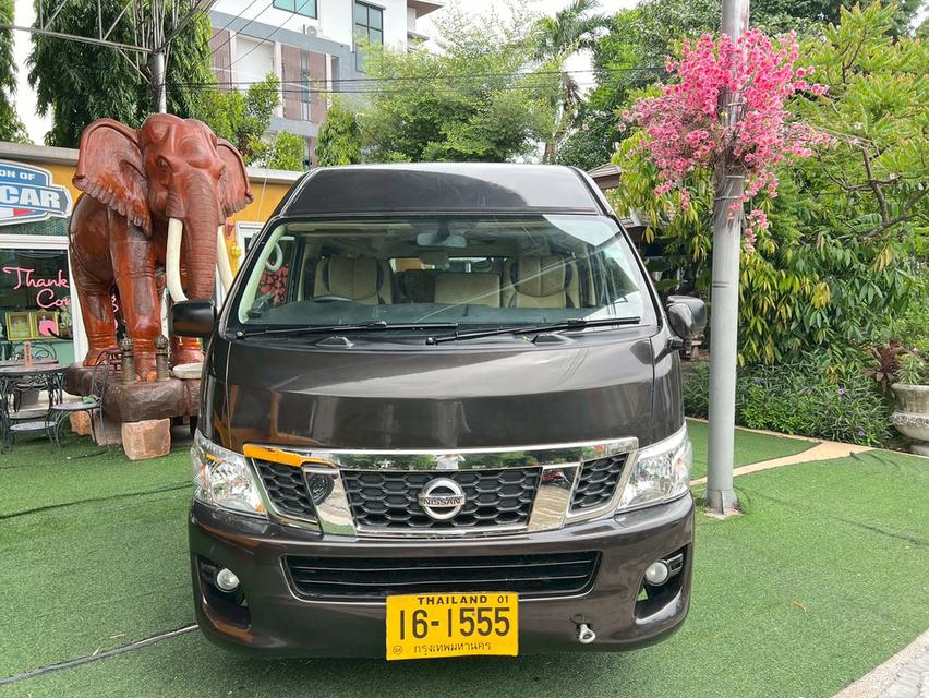 ~Nissan URVAN 2.5 NV350 เกียร์ธรรมดา ~เบนซิน + CNG 2 ระบบ ปี2018 ~
