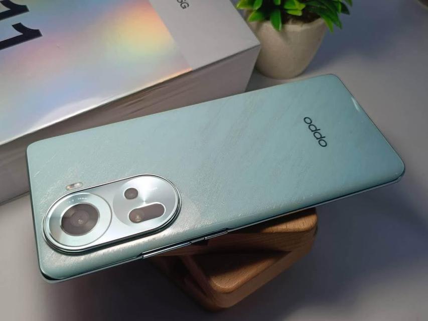 OPPO Reno11 สภาพสวย 4