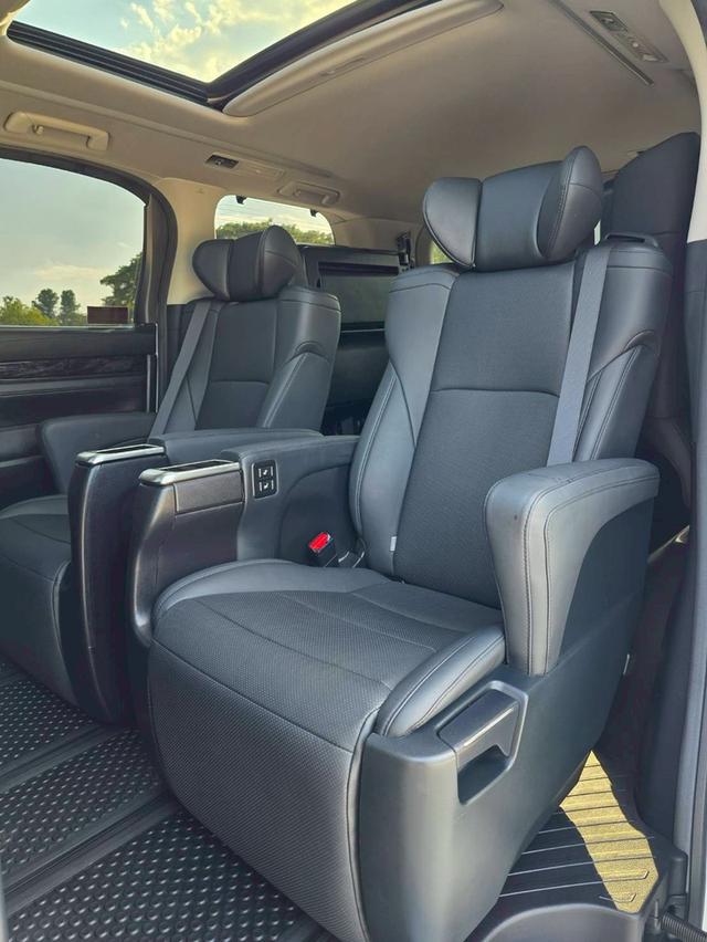 Toyota ALPHARD SRC E-Four สีขาว ปี 2021 ไมล์ 51,000 กม. 12