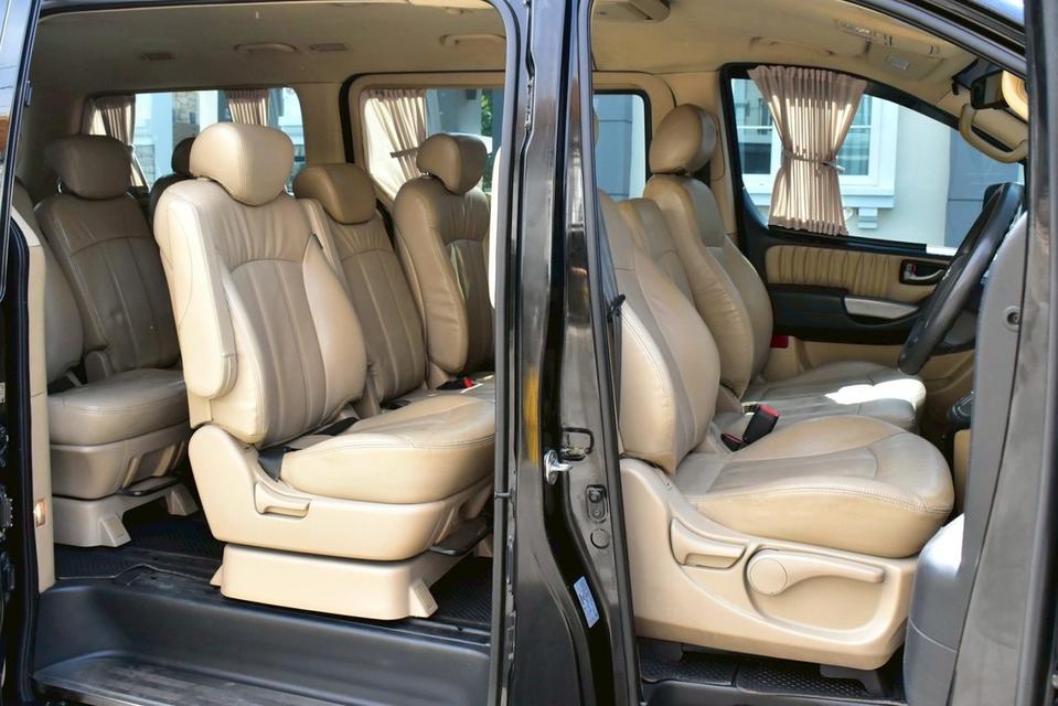ขาย Hyundai H1 2.5Deluxe ปี15 13