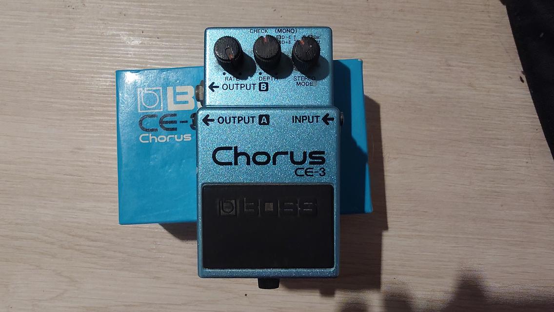 ขายเอฟเฟค boss CE-3 made in japan สภาพสวยเก่าเก็บ