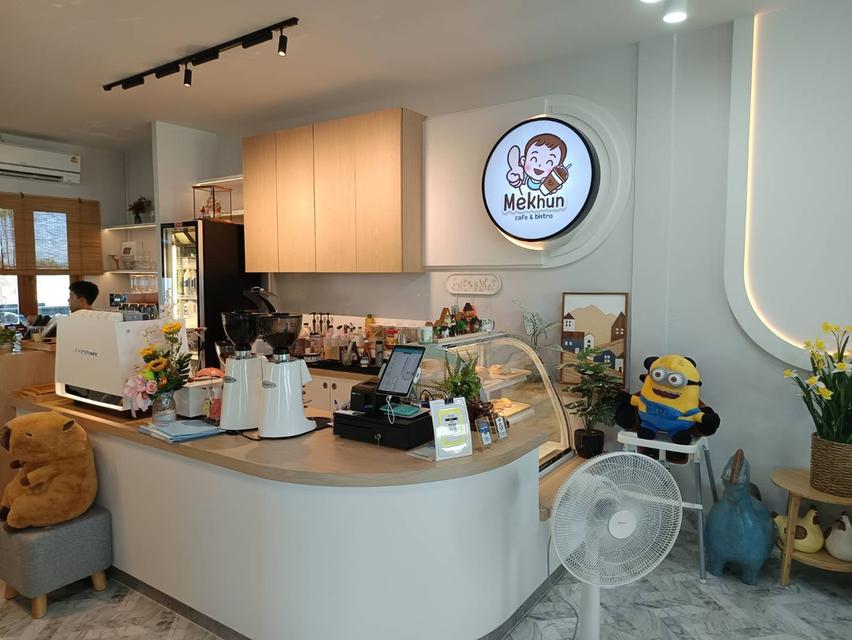 MeKhun Cafe and Bistro (มีคุณ คาเฟ่ แอนด์ บิสโทร) ร้านอาหาร คาเฟ่ เสื้อผ้ามือสอง และของตกแต่งบ้าน ราชบุรี 3