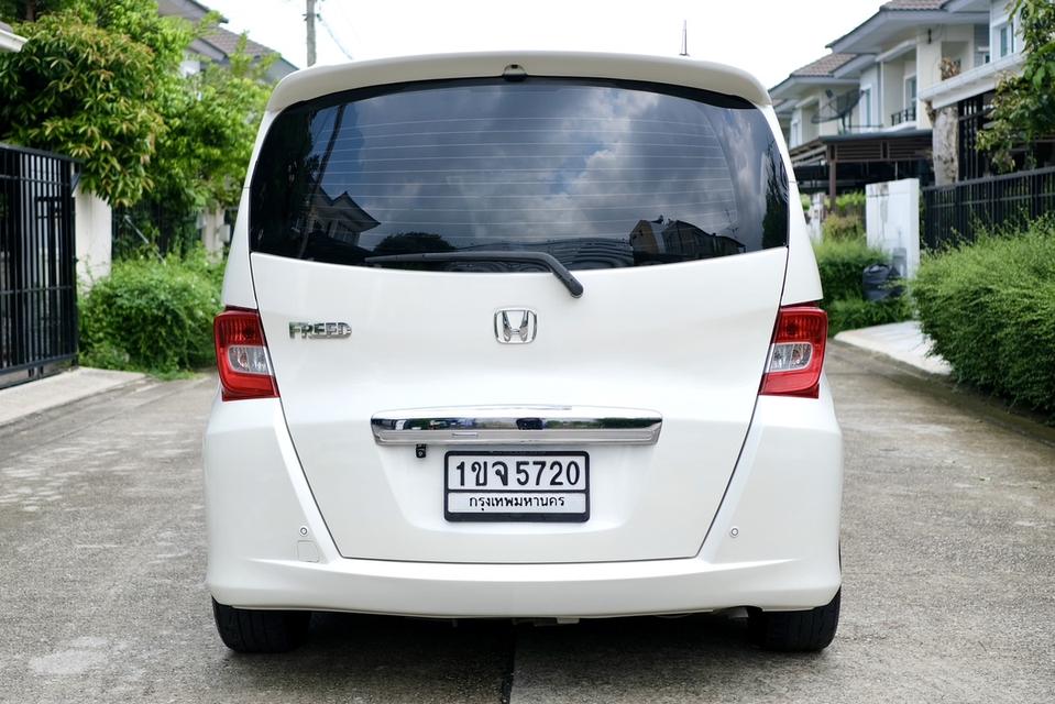 honda freed 16