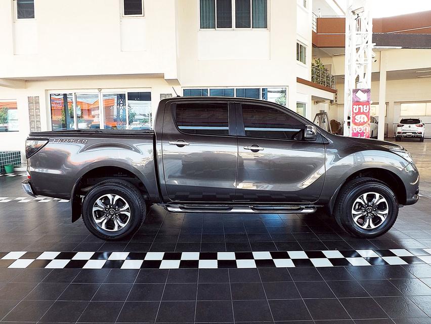 รหัสรถ KCY949 MAZDA BT-50 PRO DOUBLE CAB HI-RACER 2.2 NAVIGATOR AUTO ปี 2018 สีน้ำตาล