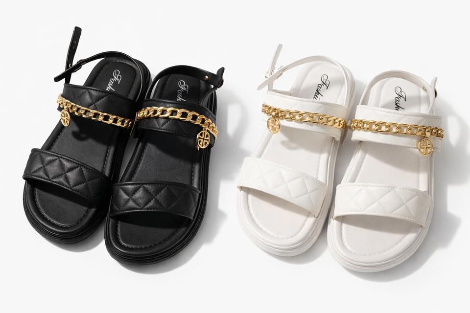 รองเท้ามือสองราคาเบาๆ มี2สี ดำ-ขาว สีละคู่