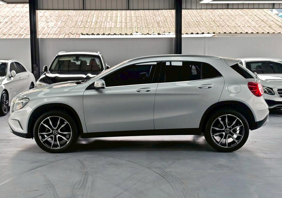 Mercedes Benz GLA 200 W156 ปี 2015 รูปย่อยที่ 4