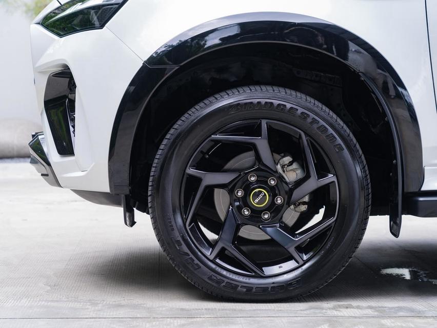 ISUZU MU-X 3.0 RS 6AT 2WD 2025SUV 7 ที่นั่ง ตัวท็อป RS ดีเซล 3.0 190 แรงม้า รูปที่ 6