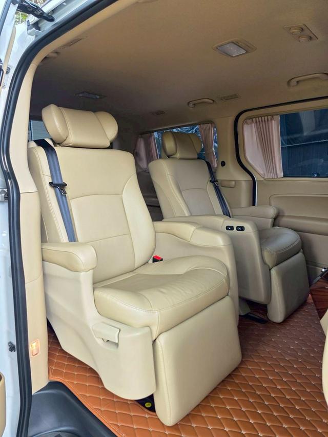 Hyundai H1 2.5 Grand Strarex vip ปี 2020 สีขาว รูปที่ 11