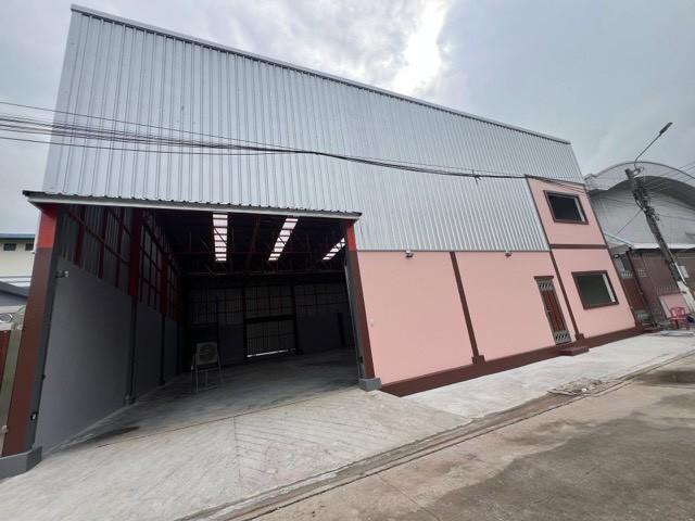 ให้เช่าโกดังสร้างใหม่ย่านพระราม 2 พื้นที่ใช้สอยกว่า 400 ตร.ม. โกดังมือหนึ่ง พร้อมประตูไฟฟ้า รองรับงานอุตสาหกรรมทุกประเภท 1