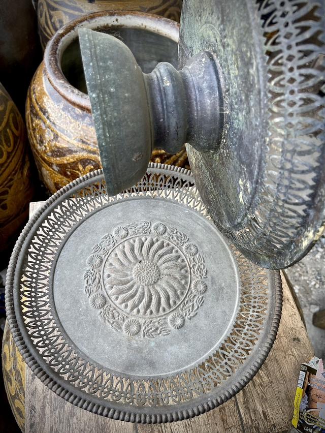 พานทองเหลืองโบราณ ลายดอกทานตะวัน พานโตกทองเหลืองโบราณ ขนาด12นิ้ว ลายฉลุ