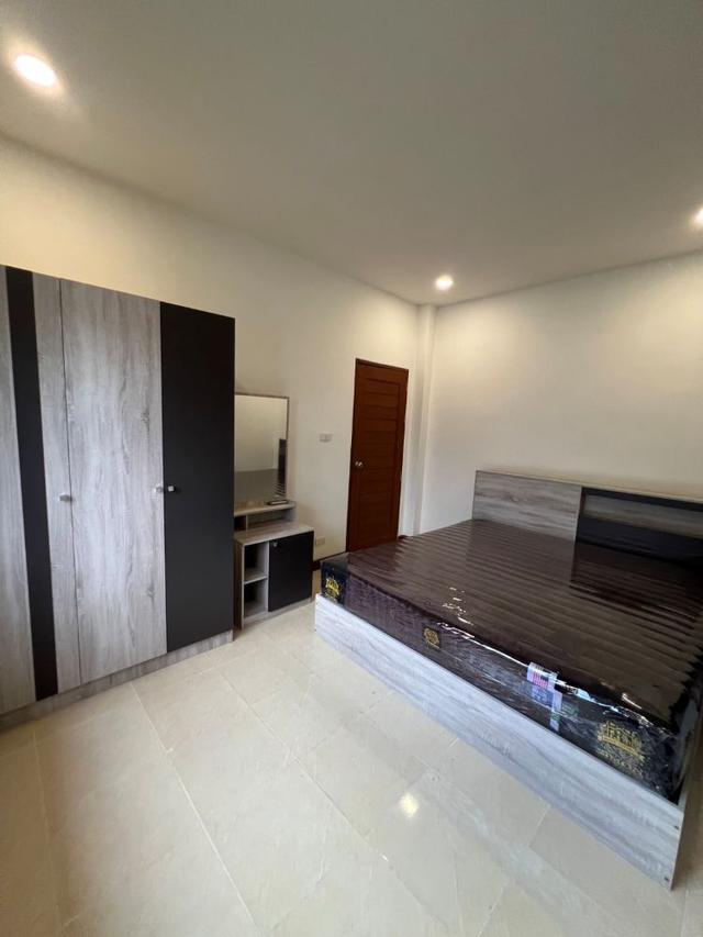 ให้เช่า Pool Villa หมู่บ้าน สวนเนรมิต 5 ตกแต่งสวย พร้อมเข้าอยู่ ใกล้Robinson Lifestyle Thalang เพียง 5 นาที