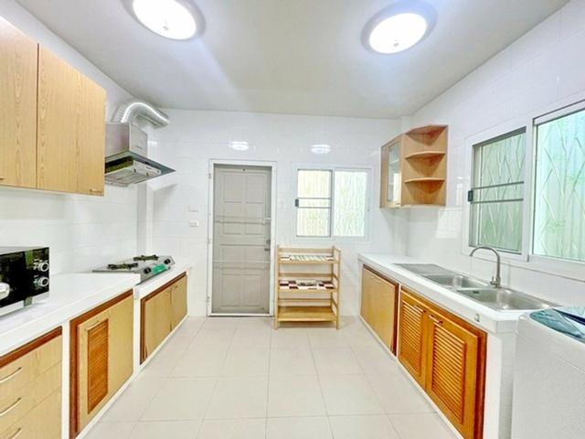 สวนเสือศรีราชา 2.5 กม.รร.นานาชาติไทยจีน ศรีราชา 3 กม.เฟอร์ฯครบ The Boulevard บ้านเดี่ยว 2 ชั้น 63 ตร.วา.พร้อมอยู่ 3นอน ฟ 5