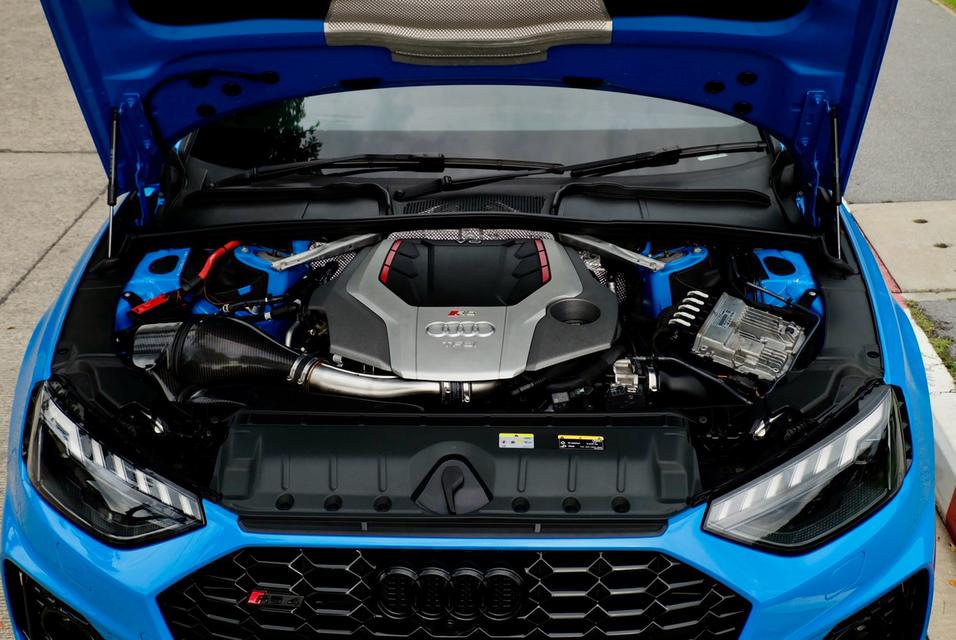 Audi RS4 Avant 2.9 V6 Bi-Turbo Quattro ปี 2022 สีฟ้า รถสวยไมล์น้อย หาอยู่ด่วนช้าไปก่อน รูปที่ 14