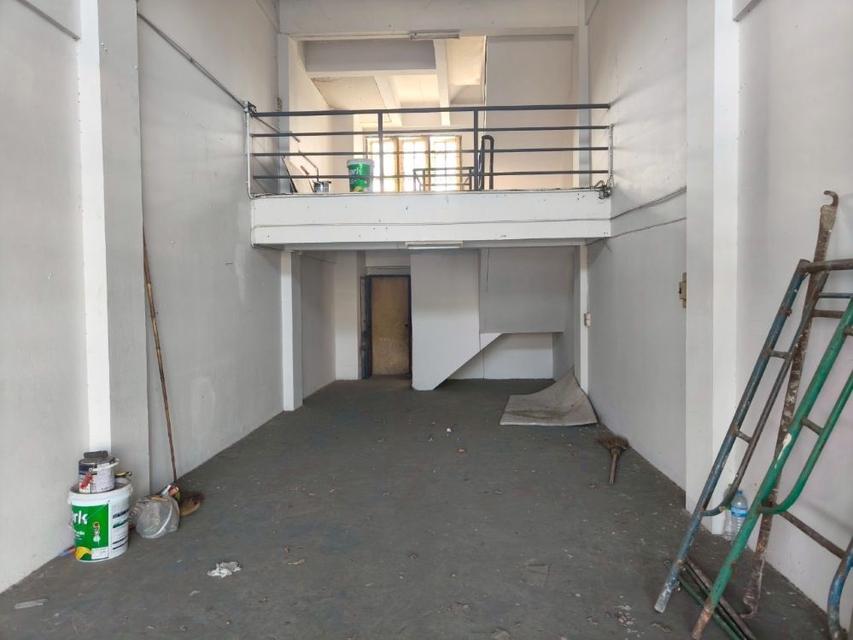 ให้เช่าหรือขาย อาคารพาณิชย์ 4 ชั้น 2 คูหา  คูหาละ 20 ตร.ว. ติดถนนเศรษฐกิจ 1 ตำบลนาดี เมืองสมุทรสาคร  3