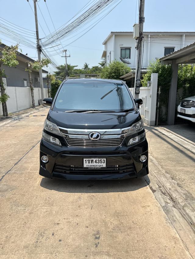 รถยนต์ Toyota Vellfire