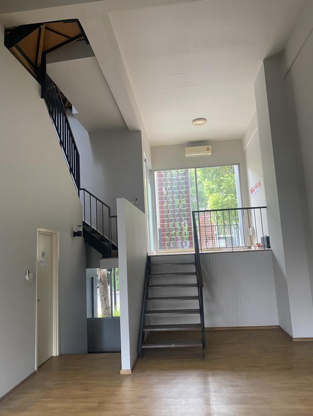 ทาวน์โฮม 3 ชั้น 3ห้องนอน 4ห้องน้ำ 5