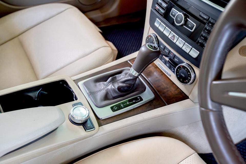 BENZ C-CLASS C220 CDI ELEGANCE ดีเซล ปี 2014 โฉม W204 สีขาว  19