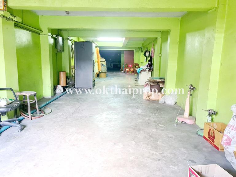 อาคารพาณิชย์ 4.5 ชั้น ติดถนนเอกชัย บางขุนเทียน 2