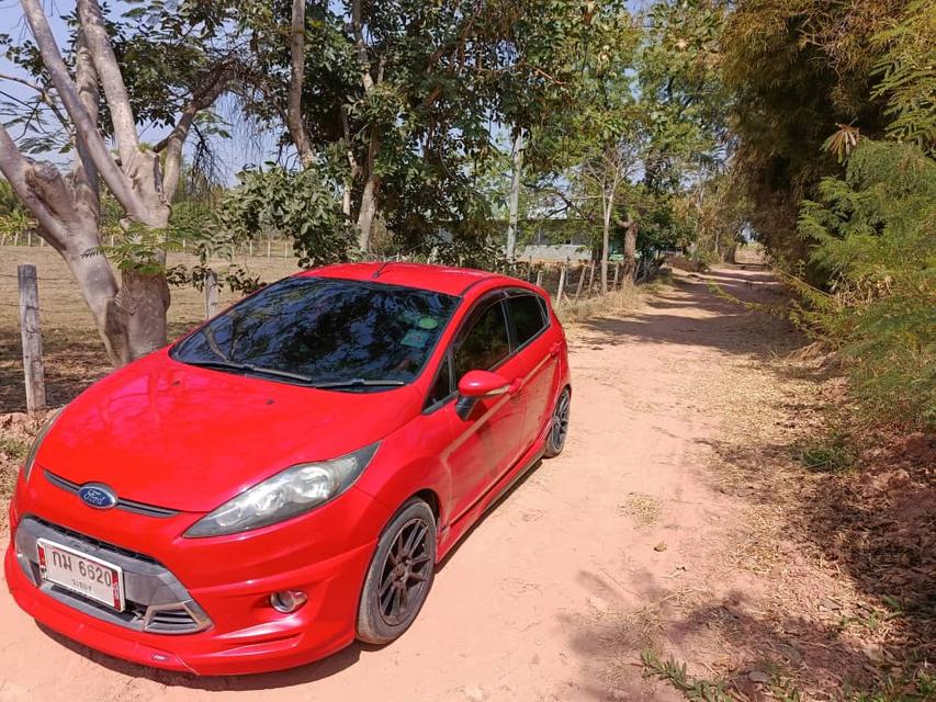 ฟอร์ดเฟียสต้า ตัวท็อปS Hatcback 5 Door จดปี13 ออโต้ เล่มพร้อมโอน ภาษี69 เครื่องดี แอร์เย็น ขับทางไกลสบายๆ รถเจ้าของขายเอง ยังใช้งานอยู่ รถอยู่เทพสถิต_