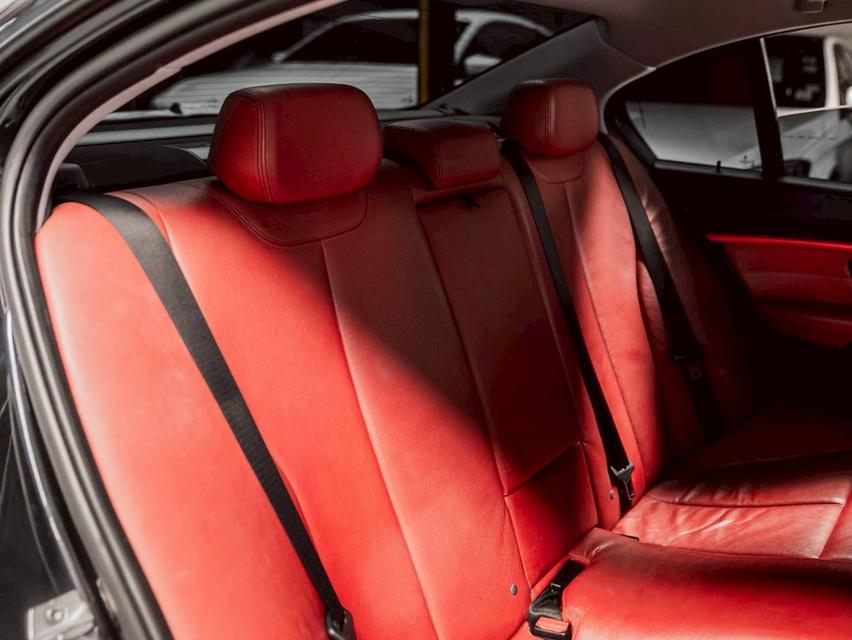 รหัสรถ 67GG5678 Bmw F30 Series3 320i ปี 2014 16