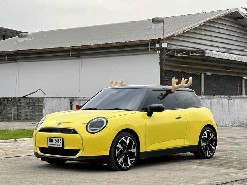 Mini Cooper SE (All Electric) ปี 2024 4
