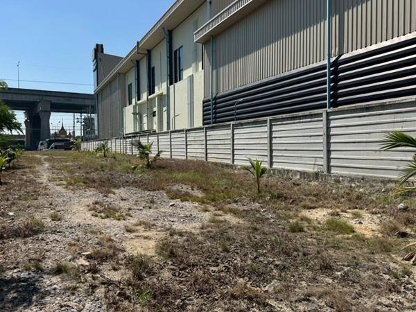 ขายที่ดิน บางนา กม.25 (พื้นที่สีแดง) เนื้อที่ 4 ไร่ 3 ตรว. ติดถนนบางนา-ตราด ฝั่งขาออก โทร 090-6360022 7