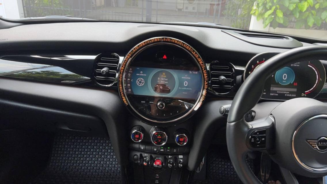 ขายดาวน์ MINI John Cooper Works Hatch ปี2023 6
