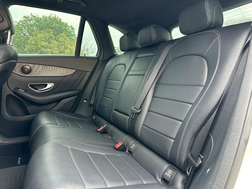 Benz Glc250d 4Matic ปี15 16